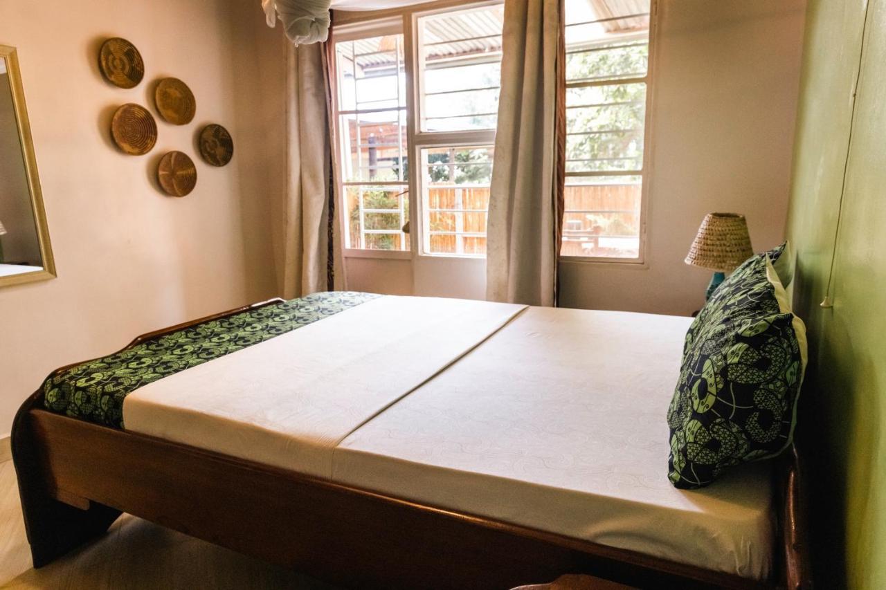 Tea House Bnb Кигали Экстерьер фото