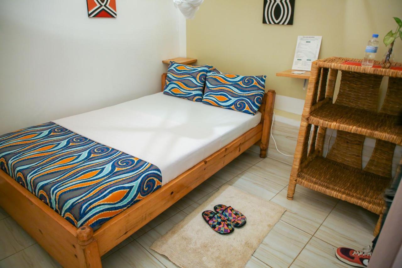 Tea House Bnb Кигали Экстерьер фото