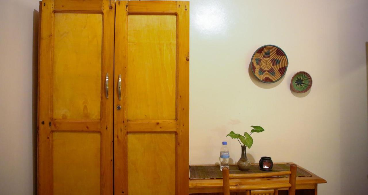 Tea House Bnb Кигали Экстерьер фото