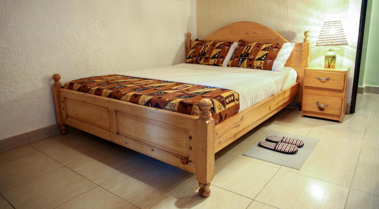 Tea House Bnb Кигали Экстерьер фото